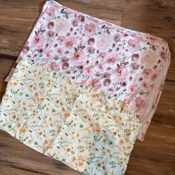 Floral Baby Swaddles - Picture 1 of 3